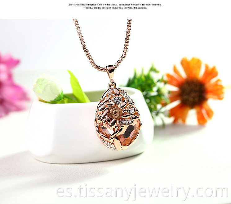 women pendant 